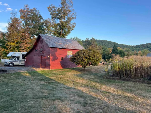 $110,000 | 1100 East Main Street, Poultney, VT 05764
