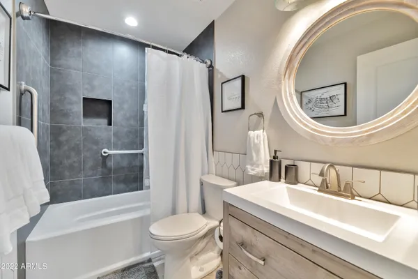 $6,495 | 7021 East Earll Drive, Unit 103, Scottsdale, AZ 85251