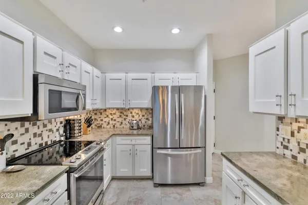 $6,495 | 7021 East Earll Drive, Unit 103, Scottsdale, AZ 85251