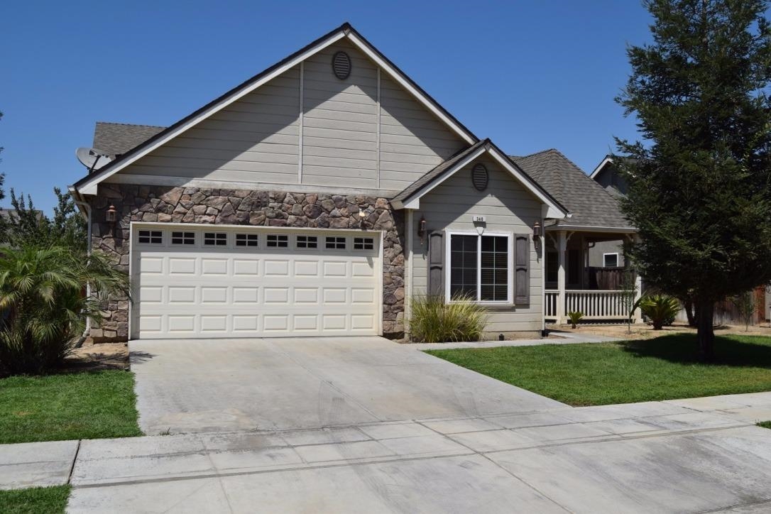 346 East Beech Avenue Reedley, CA 93654 - Photo 1 of 10 Gallery Image 1