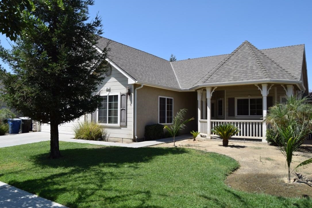 346 East Beech Avenue Reedley, CA 93654 - Photo 3 of 10 Gallery Image 3