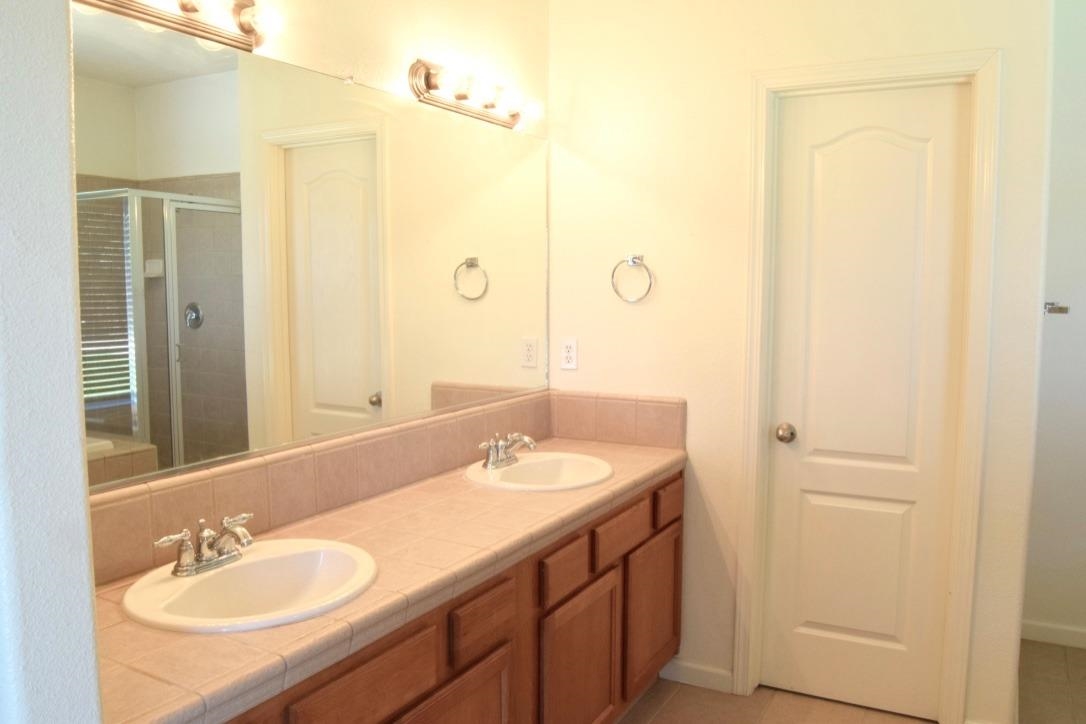 346 East Beech Avenue Reedley, CA 93654 - Photo 9 of 10 Gallery Image 9