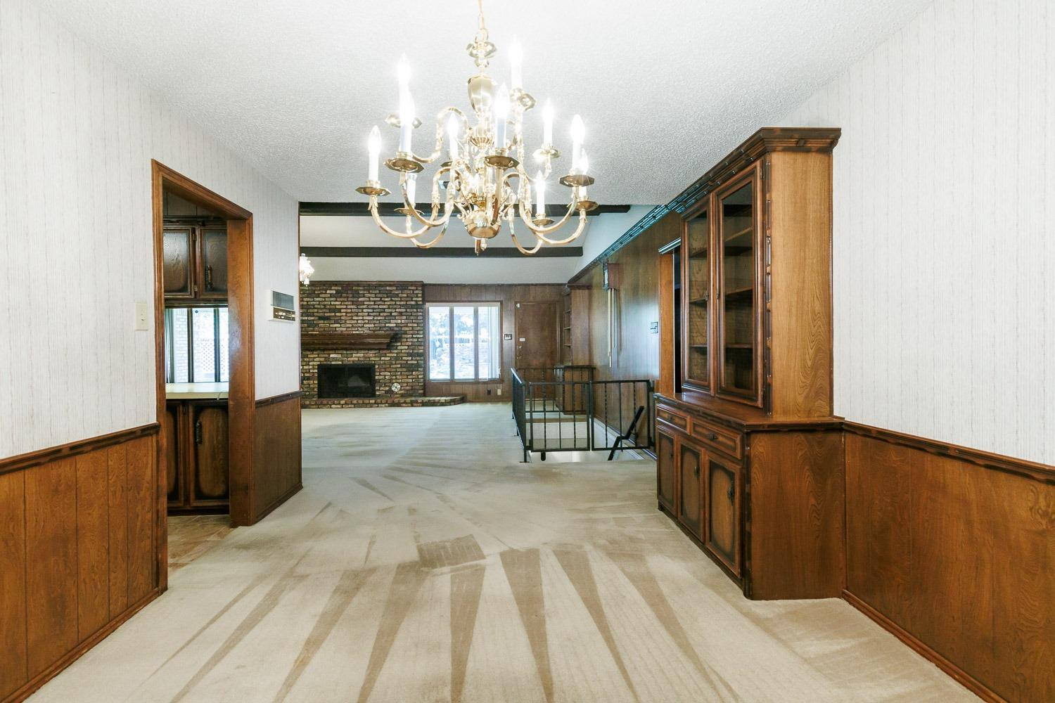 3402 79th Street Lubbock, TX 79423 - Photo 17 of 49 a view of hall way with furniture