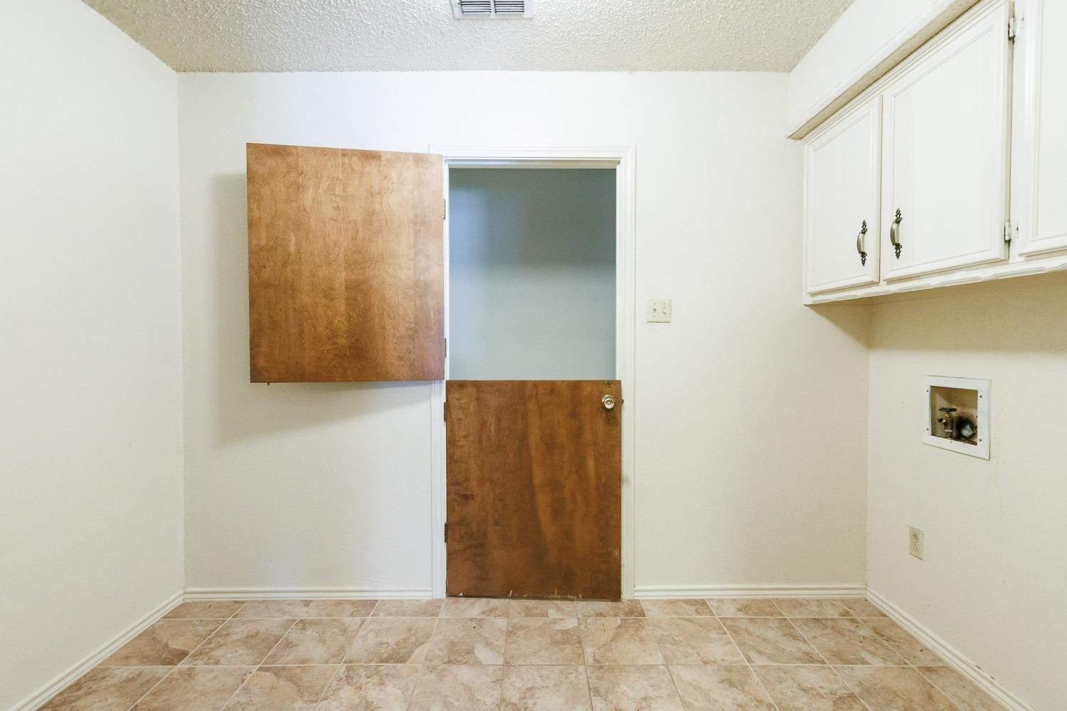 3402 79th Street Lubbock, TX 79423 - Photo 42 of 49 a view of room