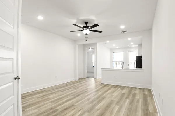 $325,900 | 18909 Schultz Lane, Unit 1002, Round Rock, TX 78664