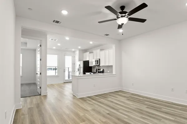 $325,900 | 18909 Schultz Lane, Unit 1002, Round Rock, TX 78664