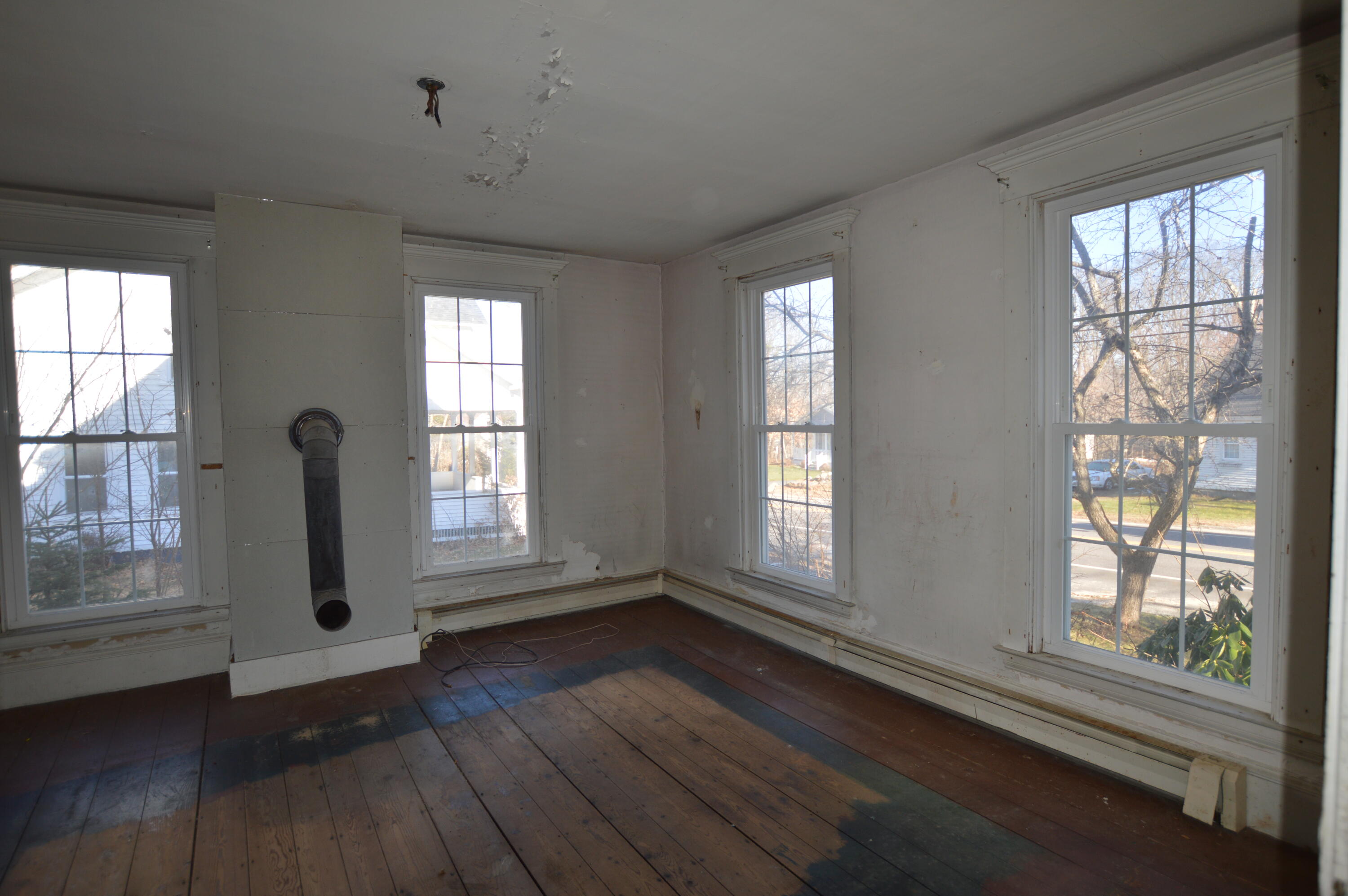 723 Main Street Monmouth, ME 04259 - Photo 14 of 31 DSC_0209