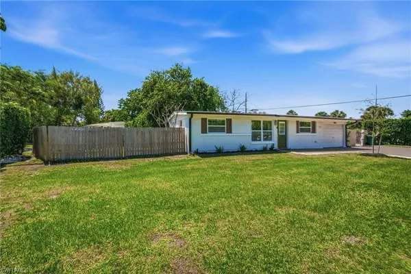 $439,000 | 2300 Estey Avenue, Naples, FL 34104