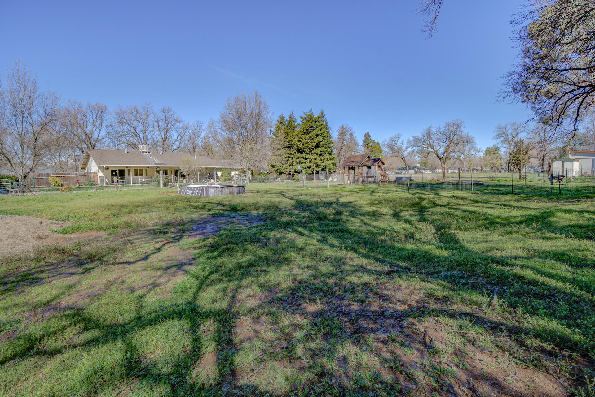 10063 Salmon Creek Road Redding, CA 96003 - Photo 23 of 28 10063SalmonCreek-36