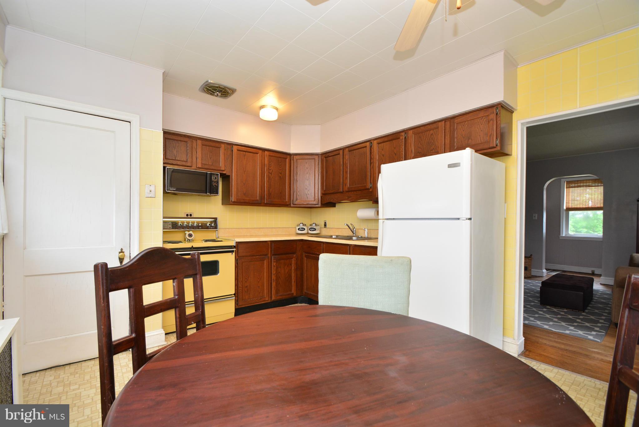 4307 Ridge Road Baltimore, MD 21236 - Photo 20 of 30 Kitchen