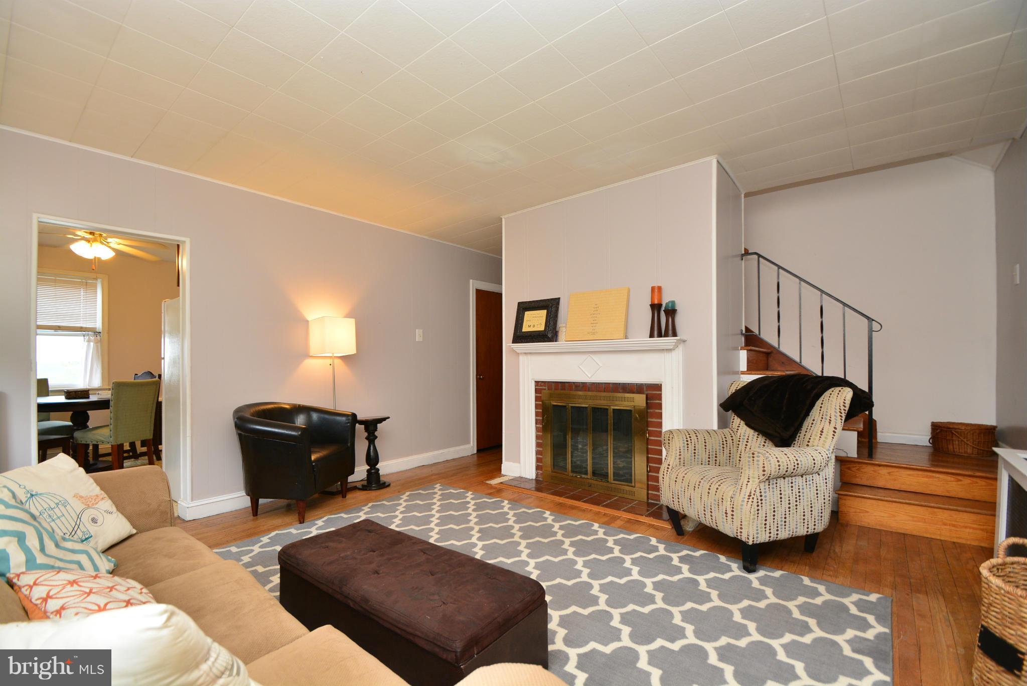 4307 Ridge Road Baltimore, MD 21236 - Photo 3 of 30 Family Room