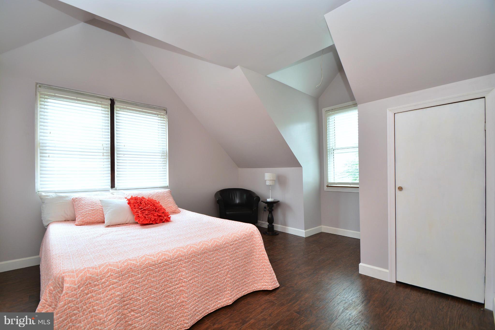 4307 Ridge Road Baltimore, MD 21236 - Photo 6 of 30 Upstairs Master