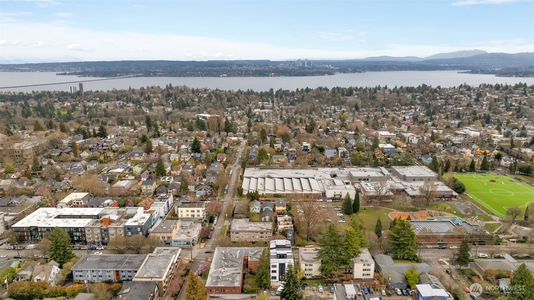 429 19th Avenue East Seattle, WA 98112 - Photo 19 of 22