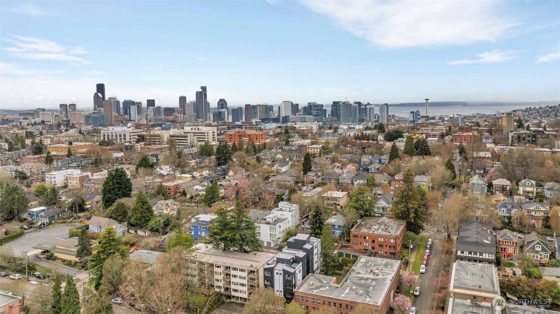 429 19th Avenue East Seattle, WA 98112 - Photo 20 of 22