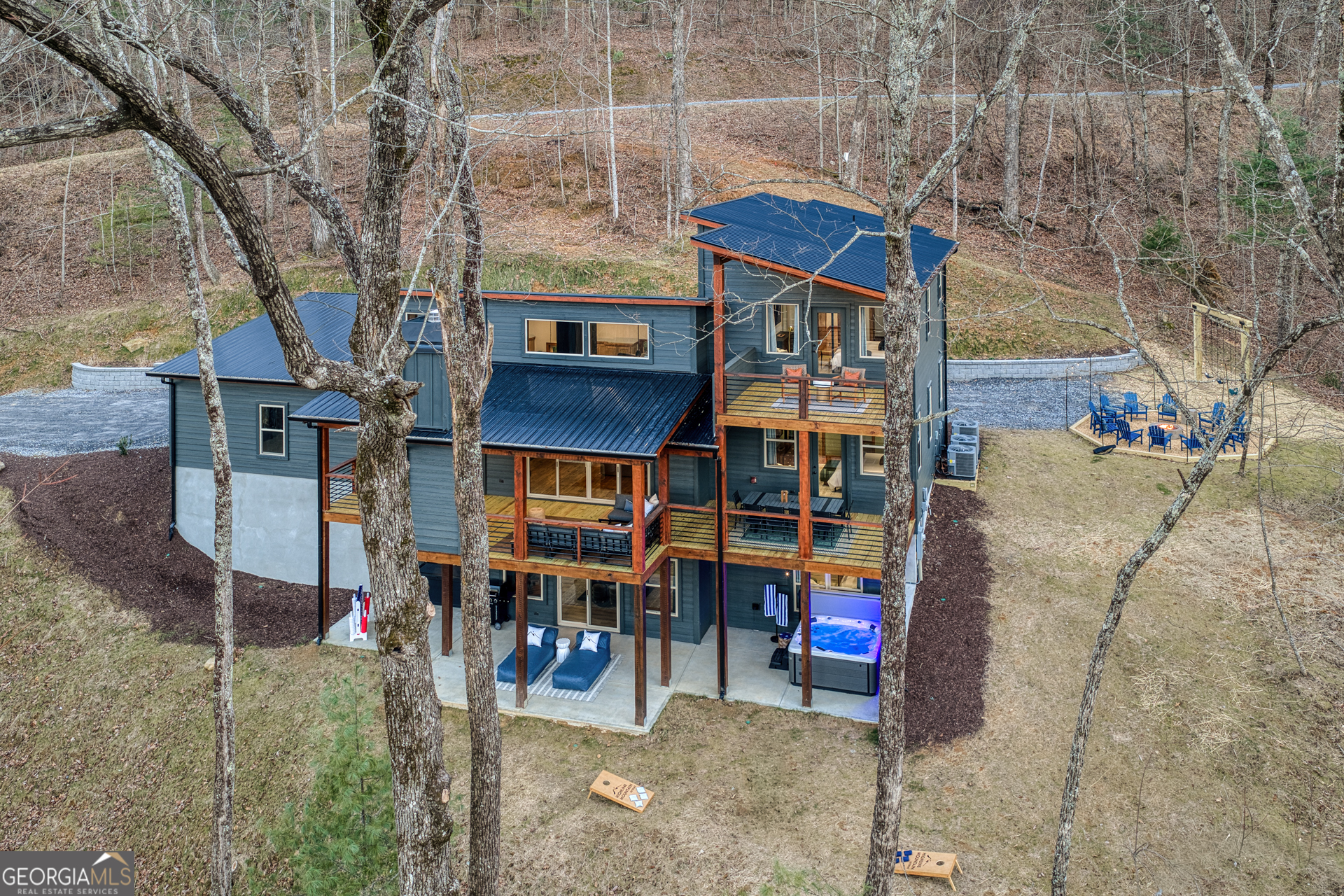 1160 Mangum's Trail Blue Ridge, GA 30513 - Photo 5 of 75