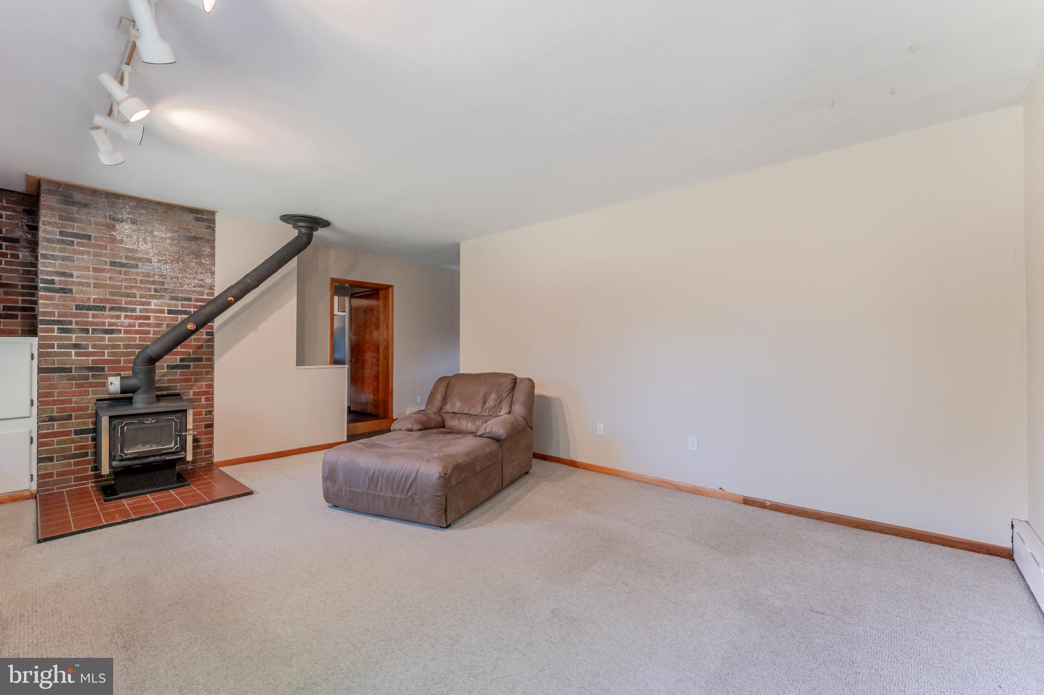 1404 Highpoint Road Coopersburg, PA 18036 - Photo 14 of 86 Gallery Image 14