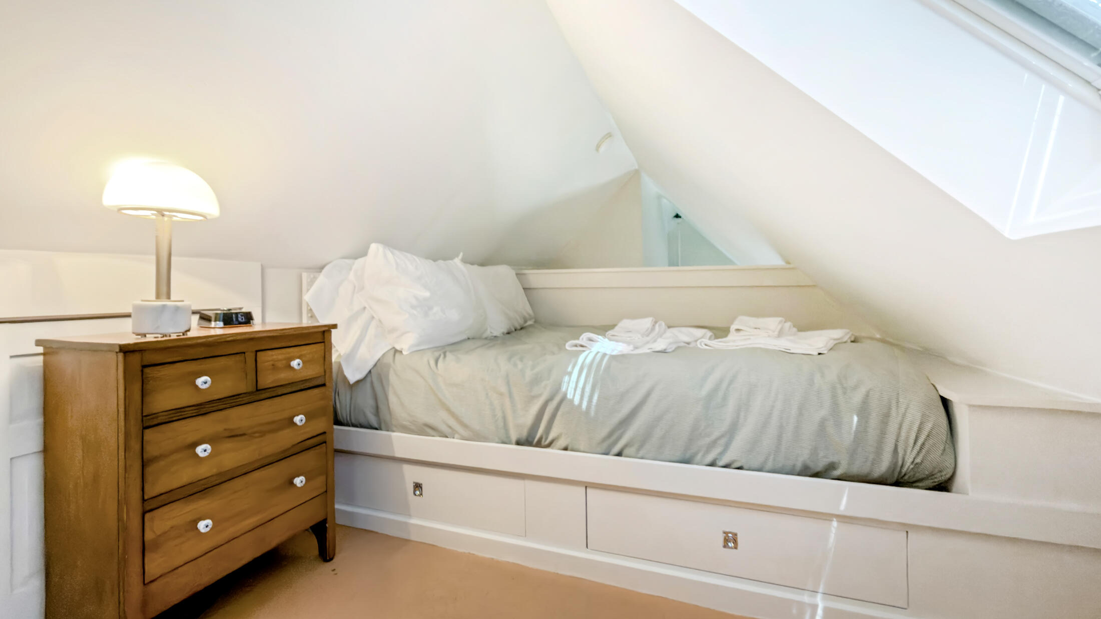 12 Cottage Street, Unit 2 Provincetown, MA 02657 - Photo 23 of 32 17