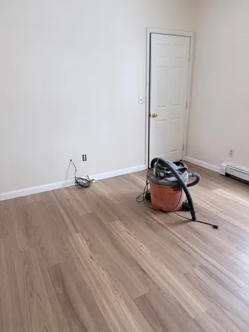 $2,300 | 26 Loring Street, Unit 2, Worcester, MA 01606