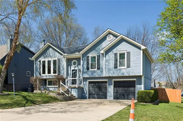 $399,950 | 21250 West 124th Street, Olathe, KS 66061