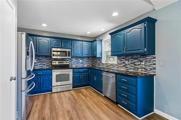 $399,950 | 21250 West 124th Street, Olathe, KS 66061