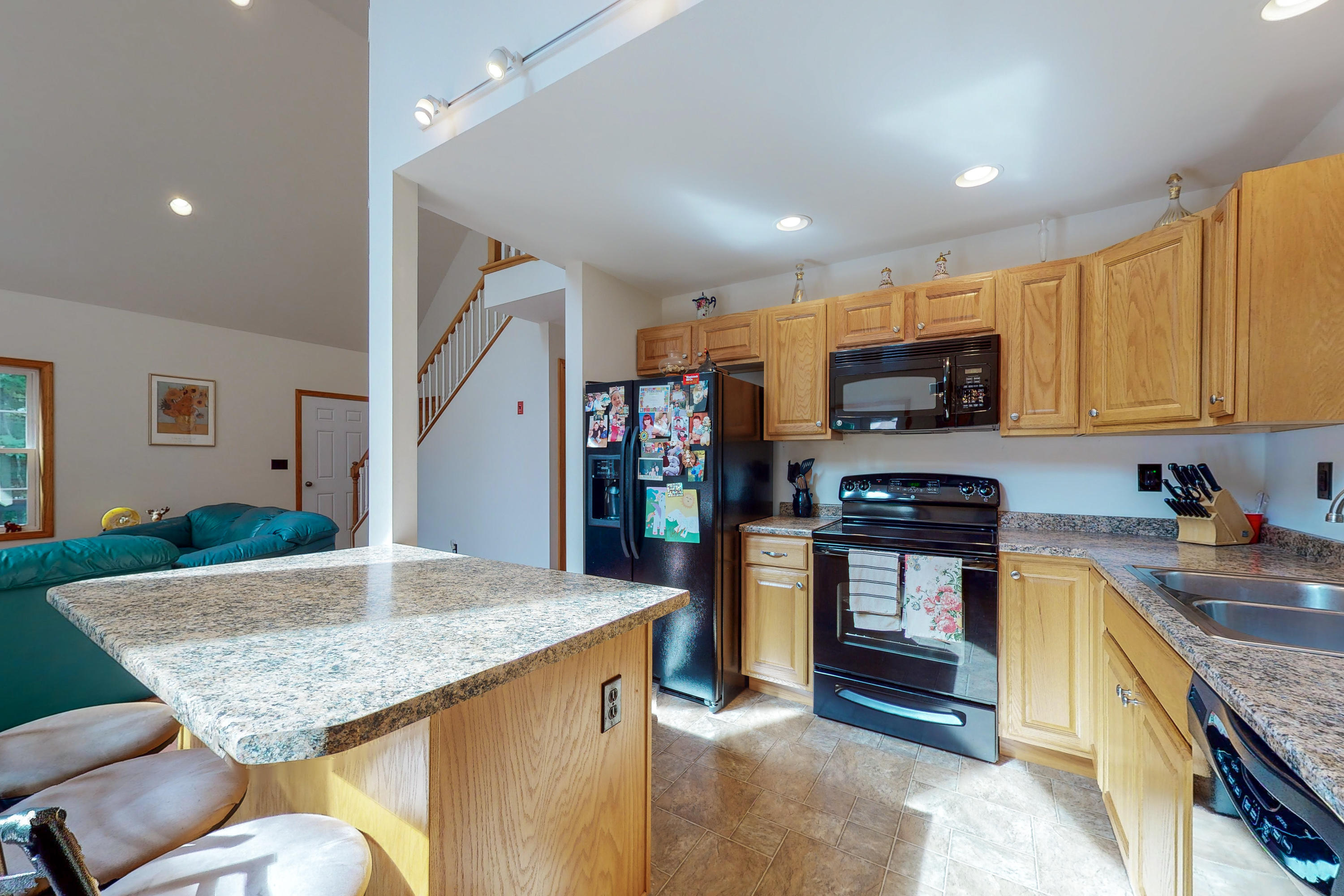 55 West Shore Road Otisfield, ME 04270 - Photo 12 of 60 55 West Shore Rd_107