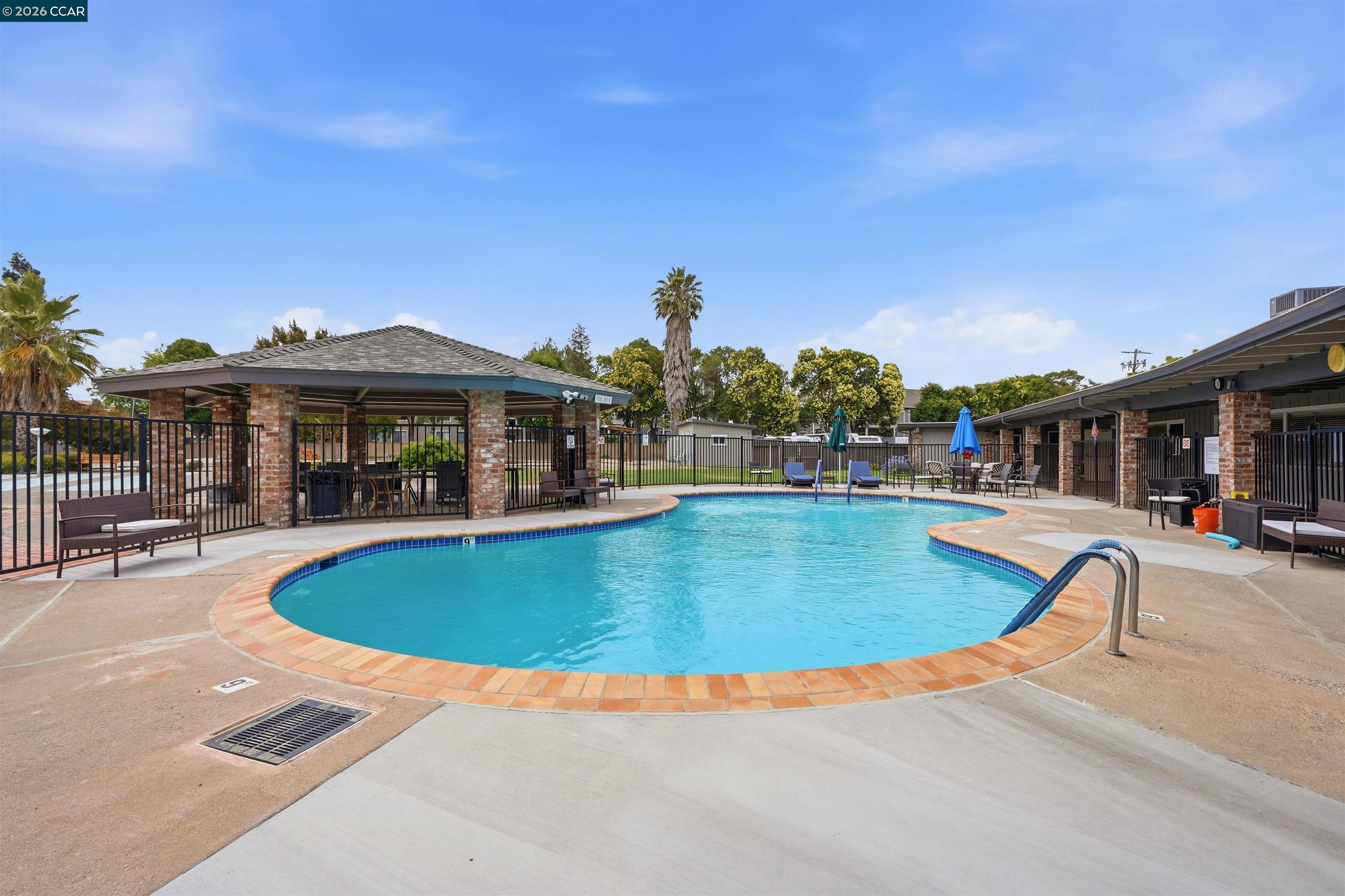 236 Tangerine Court San Ramon, CA 94583 - Photo 30 of 31 Swimming Pool