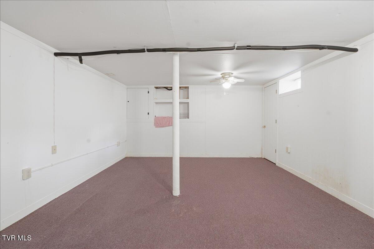 203 Hemlock Road Bristol, TN 37620 - Photo 23 of 34 18-DSC07496