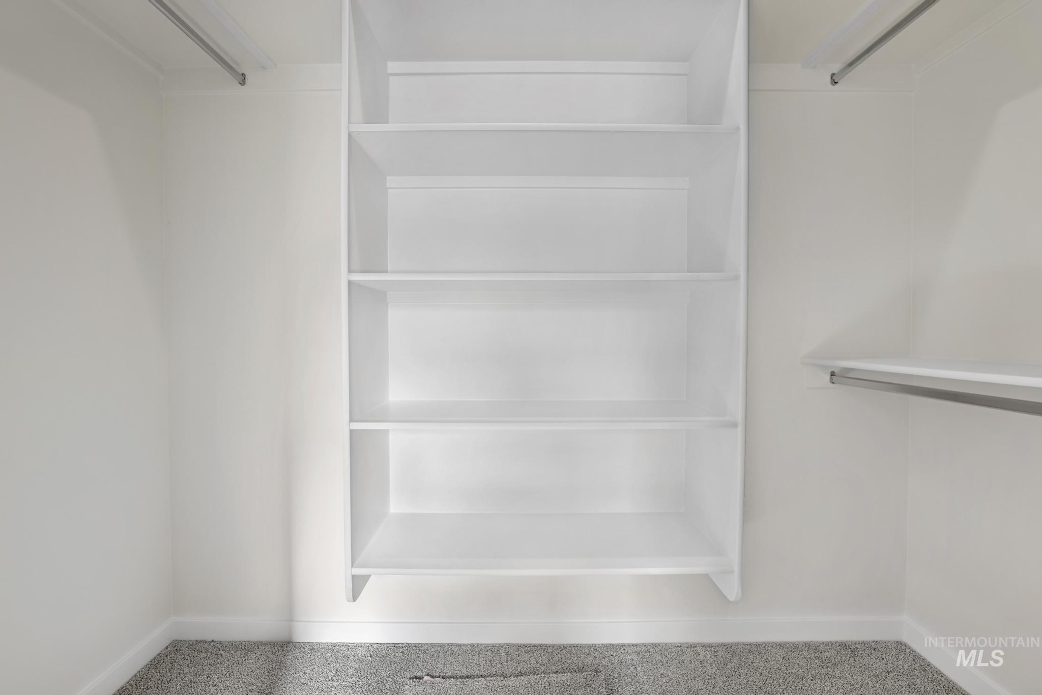 2014 Regan Street Jerome, ID 83338 - Photo 17 of 32 Walk in closet featuring carpet