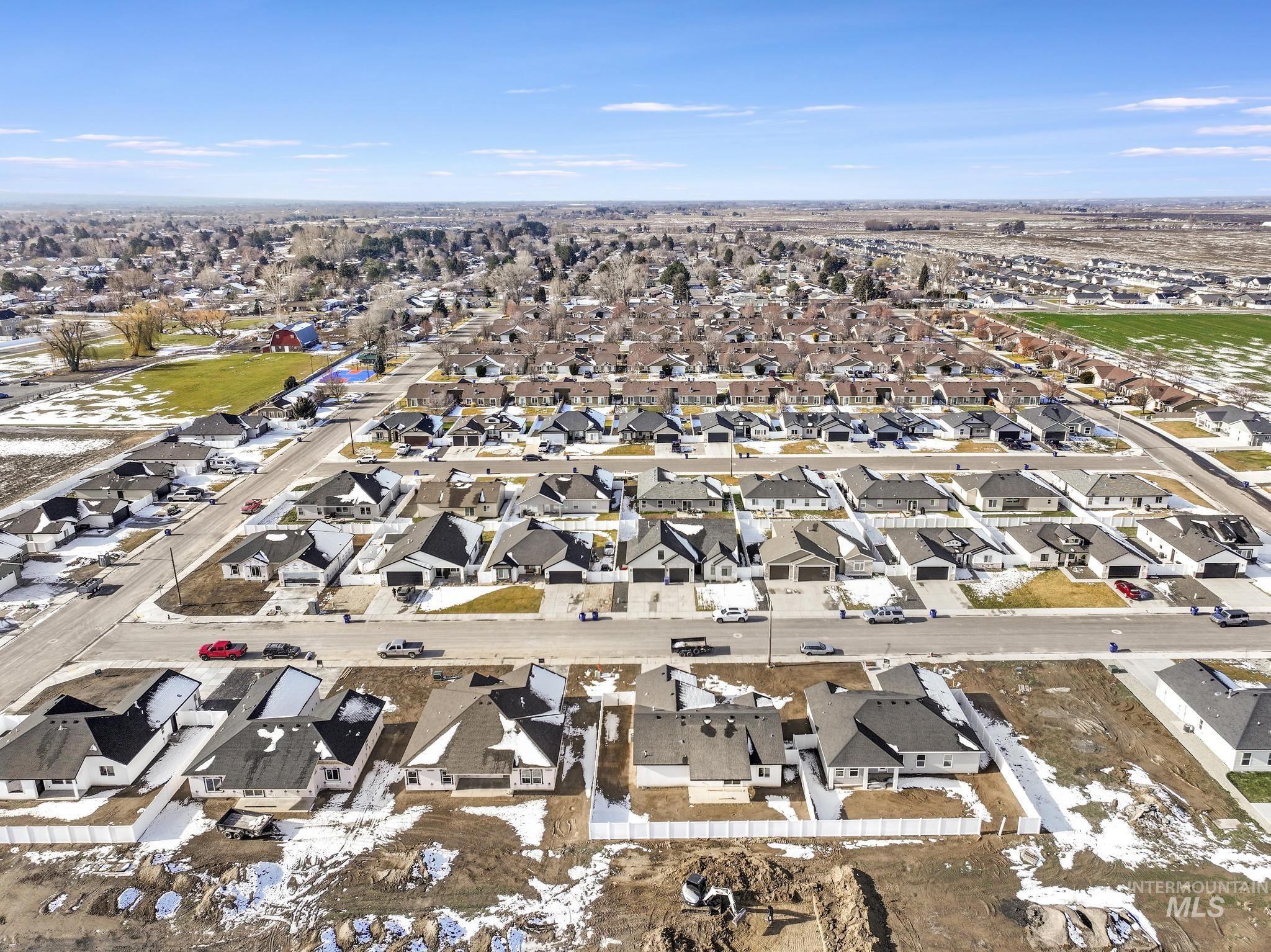 2014 Regan Street Jerome, ID 83338 - Photo 29 of 32 Aerial view of property and surrounding area with nearby suburban area