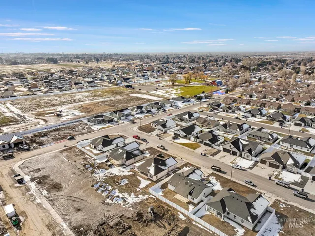 $370,000 | 2014 Regan Street, Jerome, ID 83338