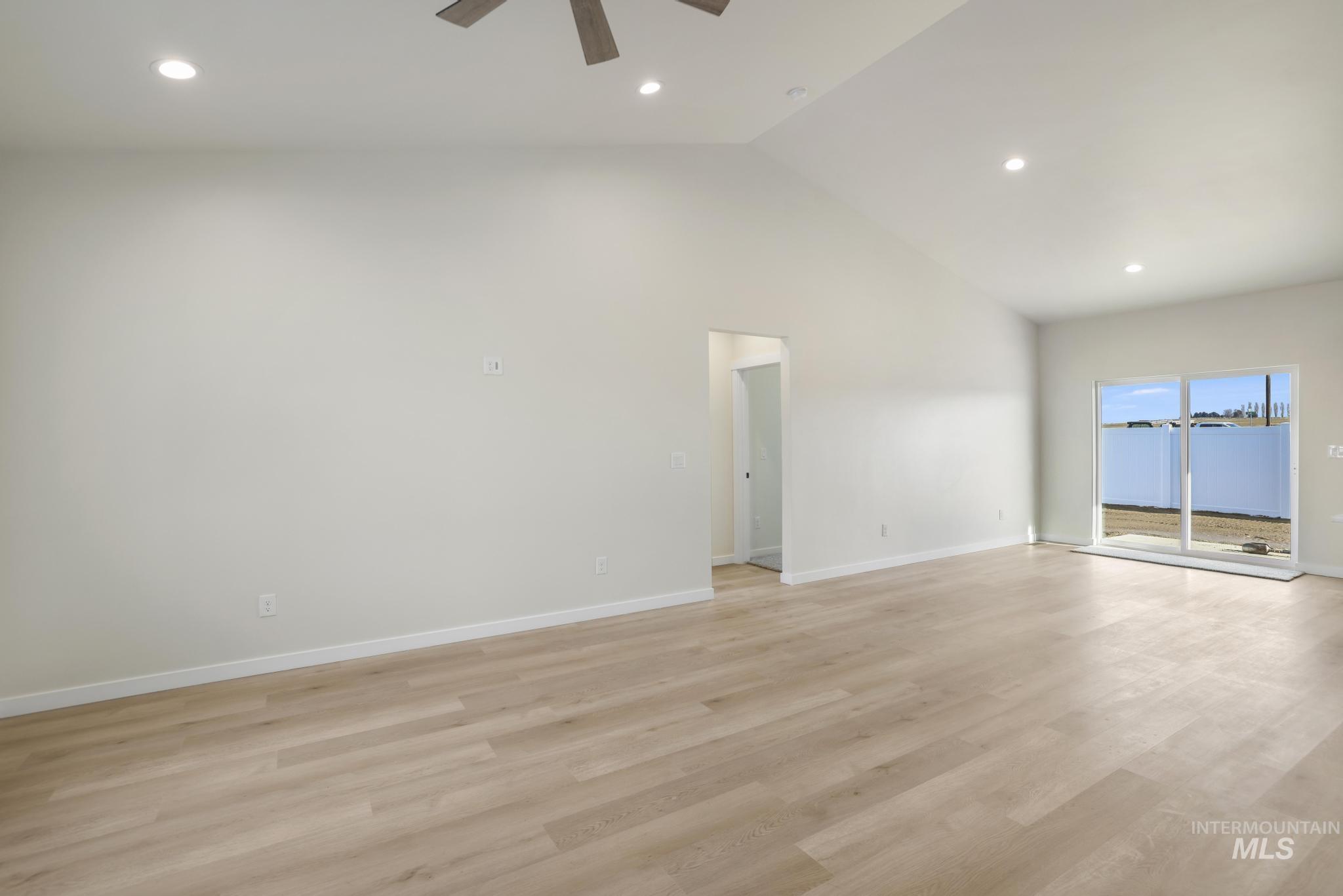 2014 Regan Street Jerome, ID 83338 - Photo 4 of 32