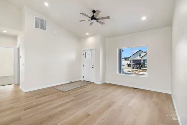 $370,000 | 2014 Regan Street, Jerome, ID 83338