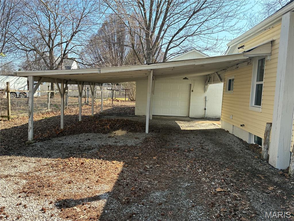 1208 North Madison Street Litchfield, IL 62056 - Photo 4 of 14