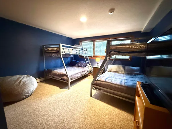 $470,000 | 6 D White Oaks Loop, Unit 7, West Dover, VT 05356