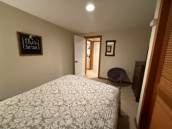 $470,000 | 6 D White Oaks Loop, Unit 7, West Dover, VT 05356