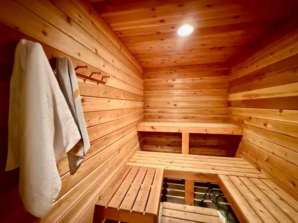 $470,000 | 6 D White Oaks Loop, Unit 7, West Dover, VT 05356