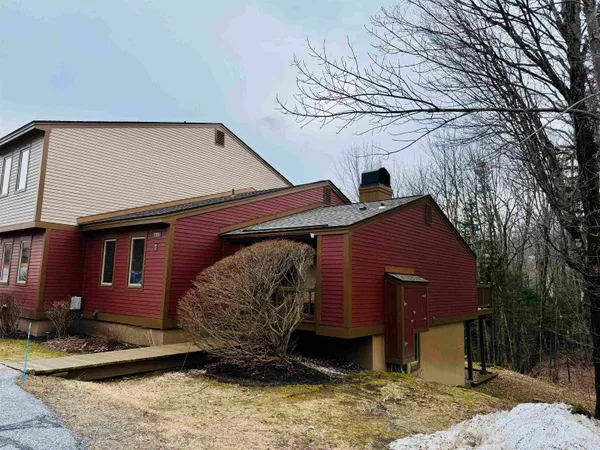 $470,000 | 6 D White Oaks Loop, Unit 7, West Dover, VT 05356
