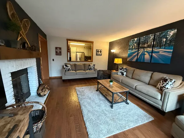 $470,000 | 6 D White Oaks Loop, Unit 7, West Dover, VT 05356