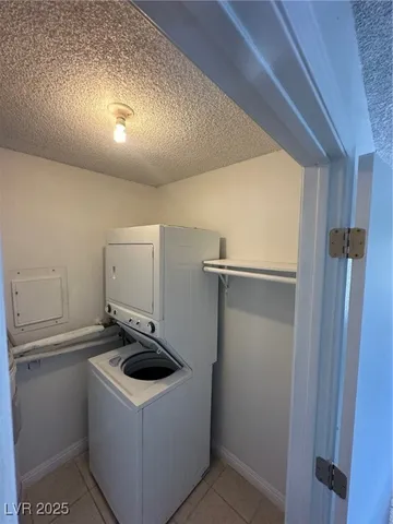 $1,195 | 1364 Pattee Circle, Unit D, Las Vegas, NV 89119