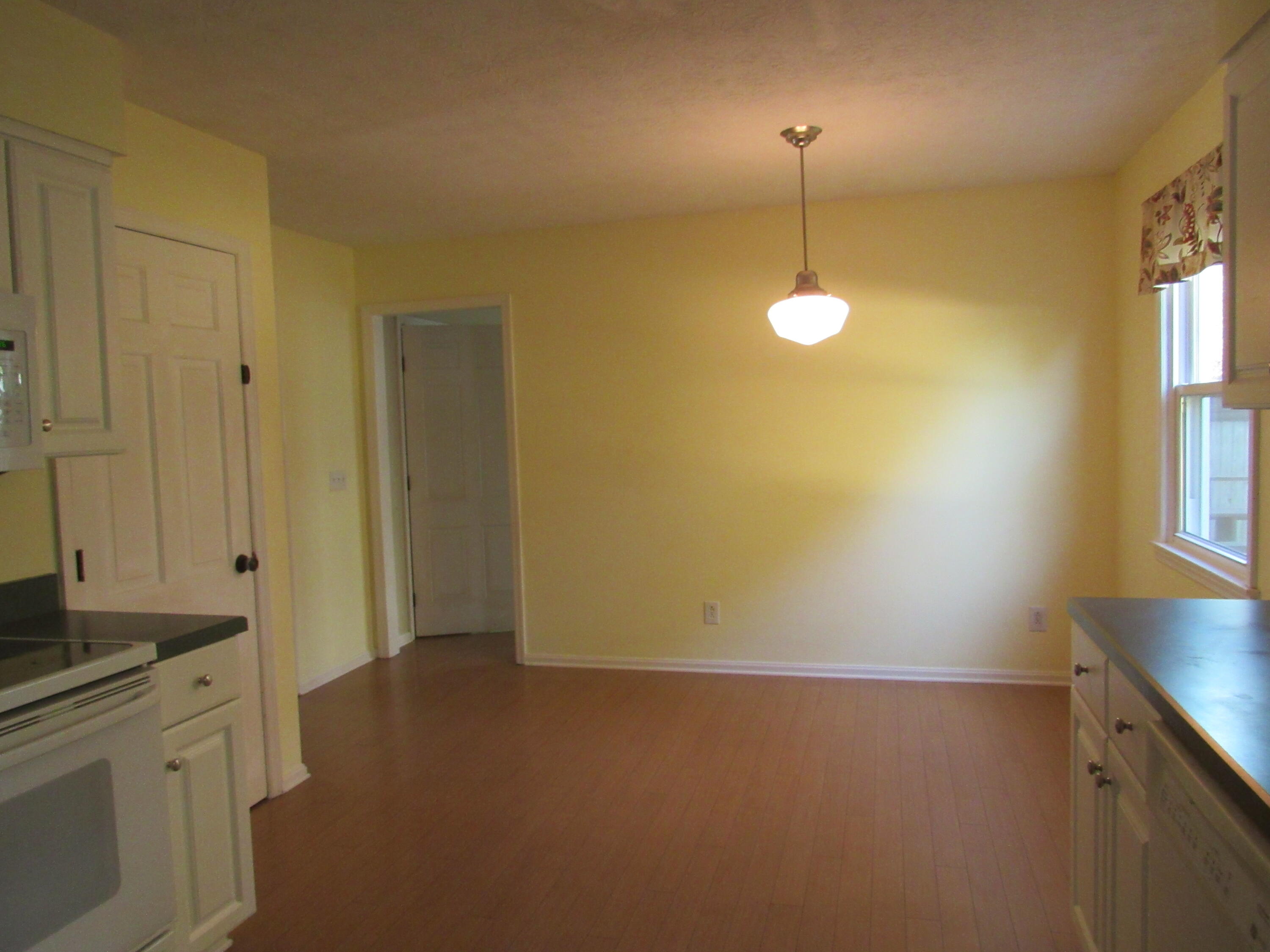 1224 Apollo Avenue Springfield, OH 45503 - Photo 9 of 32