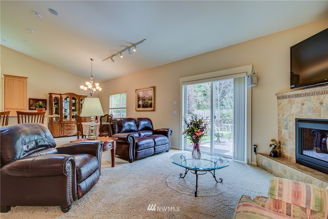 3300 Taylor Road Oak Harbor, WA 98277 - Photo 4 of 25 Gallery Image 4