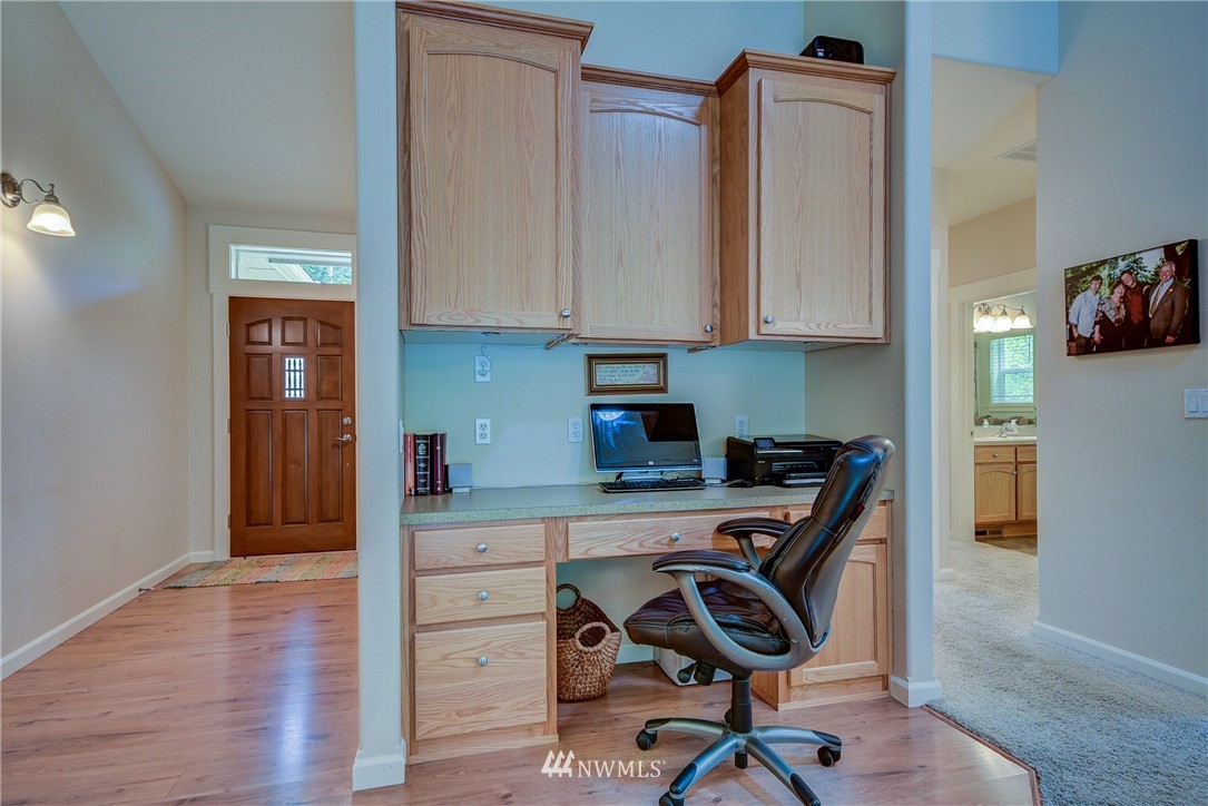 3300 Taylor Road Oak Harbor, WA 98277 - Photo 7 of 25 Gallery Image 7