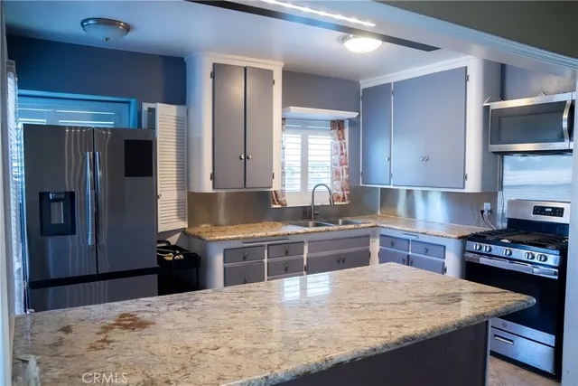 $699,000 | 163 East Scott Street, Long Beach, CA 90805