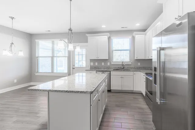 $2,700 | 8153 Double Eagle Court, Ooltewah, TN 37363