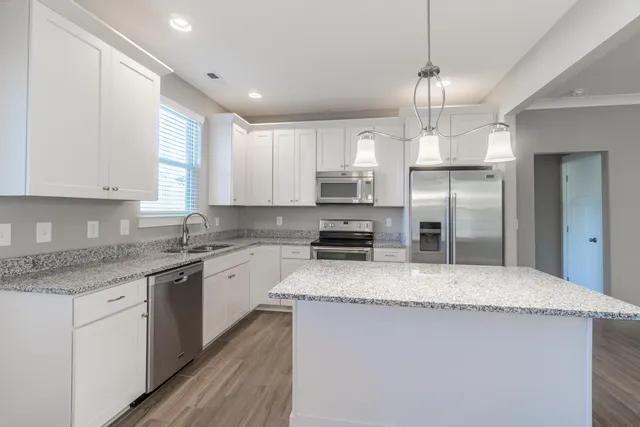 $2,700 | 8153 Double Eagle Court, Ooltewah, TN 37363