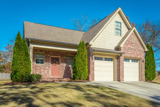 $2,700 | 8153 Double Eagle Court, Ooltewah, TN 37363