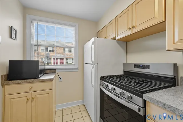 $300,000 | 403 North Hamilton Street, Unit J, Richmond, VA 23221