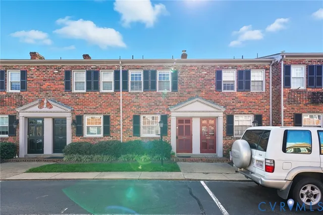 $300,000 | 403 North Hamilton Street, Unit J, Richmond, VA 23221