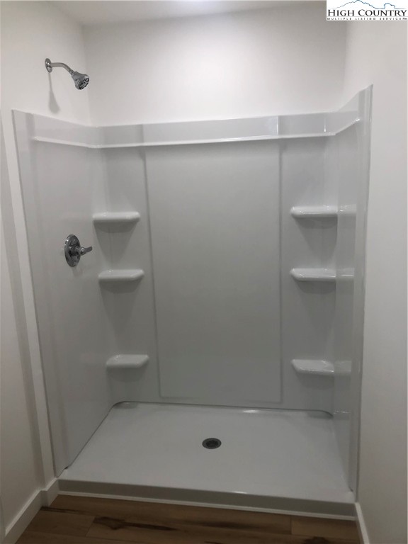 219 Hillandale Drive Boone, NC 28607 - Photo 23 of 33 a bathroom view