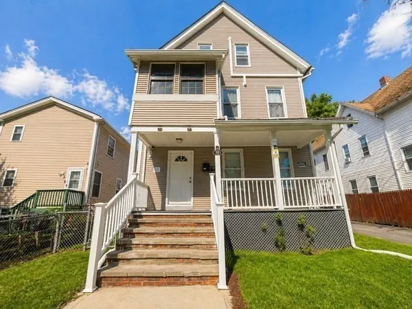 $2,000 | 585 Chestnut Street, Unit 1, Springfield, MA 01107